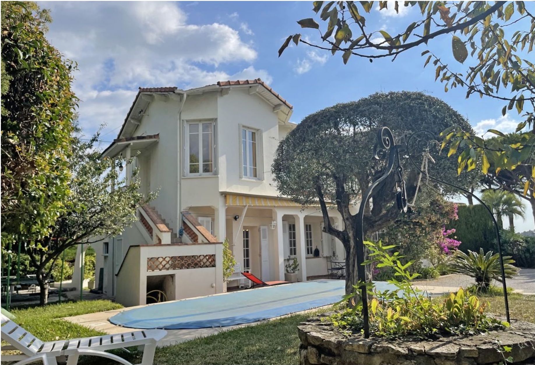Maison de caractère au cœur du vieux village — Mougins